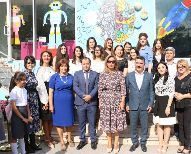 Hədəf STEM Liseyində “Bilik Günü” qeyd olunub