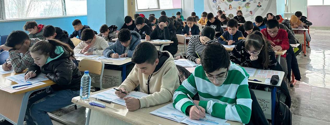 “Qoşqar – Riyaziyyat və Məntiq” yarışı keçirilmişdir.